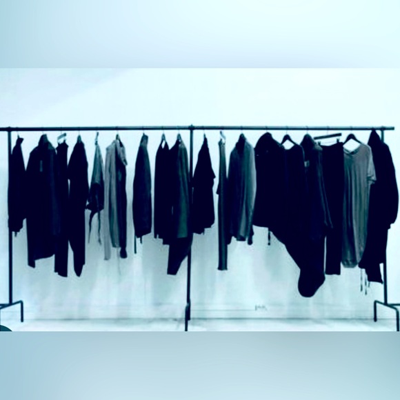 I am live 🥳🥳🥳 - Picture 1 of 9